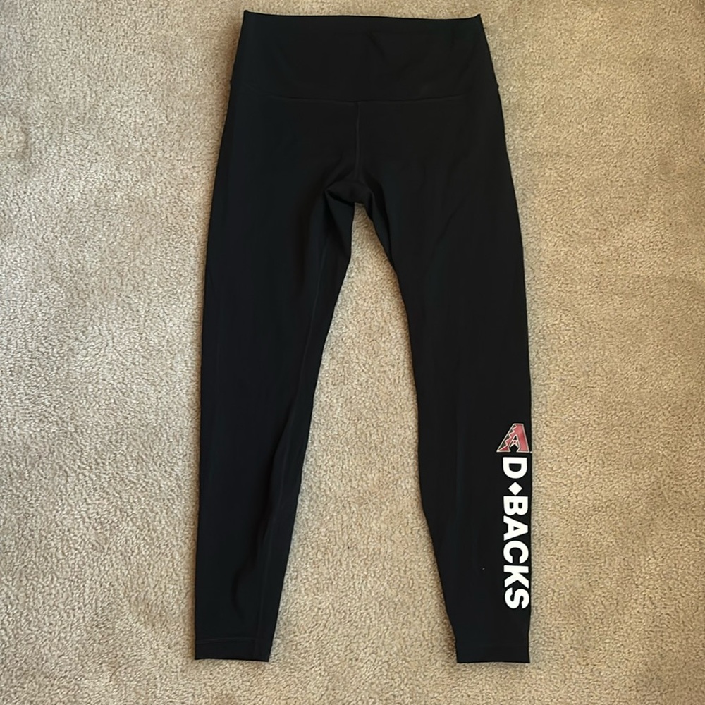 black lululemon x arizona diamondbacks leggings